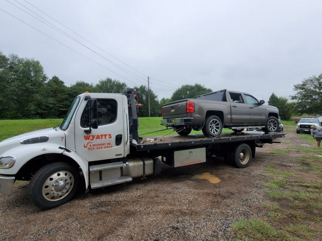 doc wyatts towing light towing Pic4